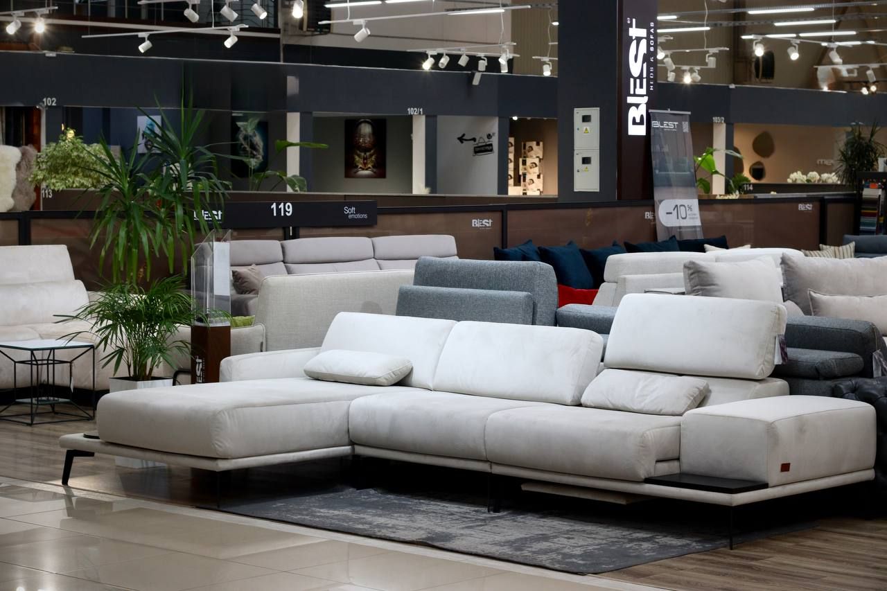 Магазин диванів «Blest» у Львові | ТЦ «MARK»