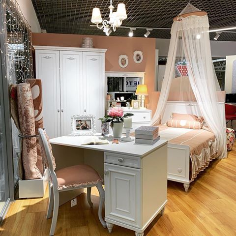 Серія Romantica в нашому салоні в ТЦ MARK | ТЦ MARK