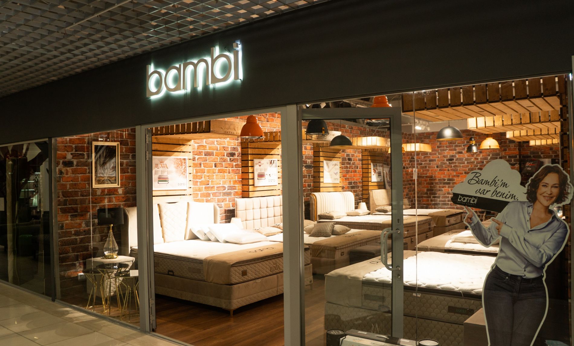 Відкриття салону Bambi