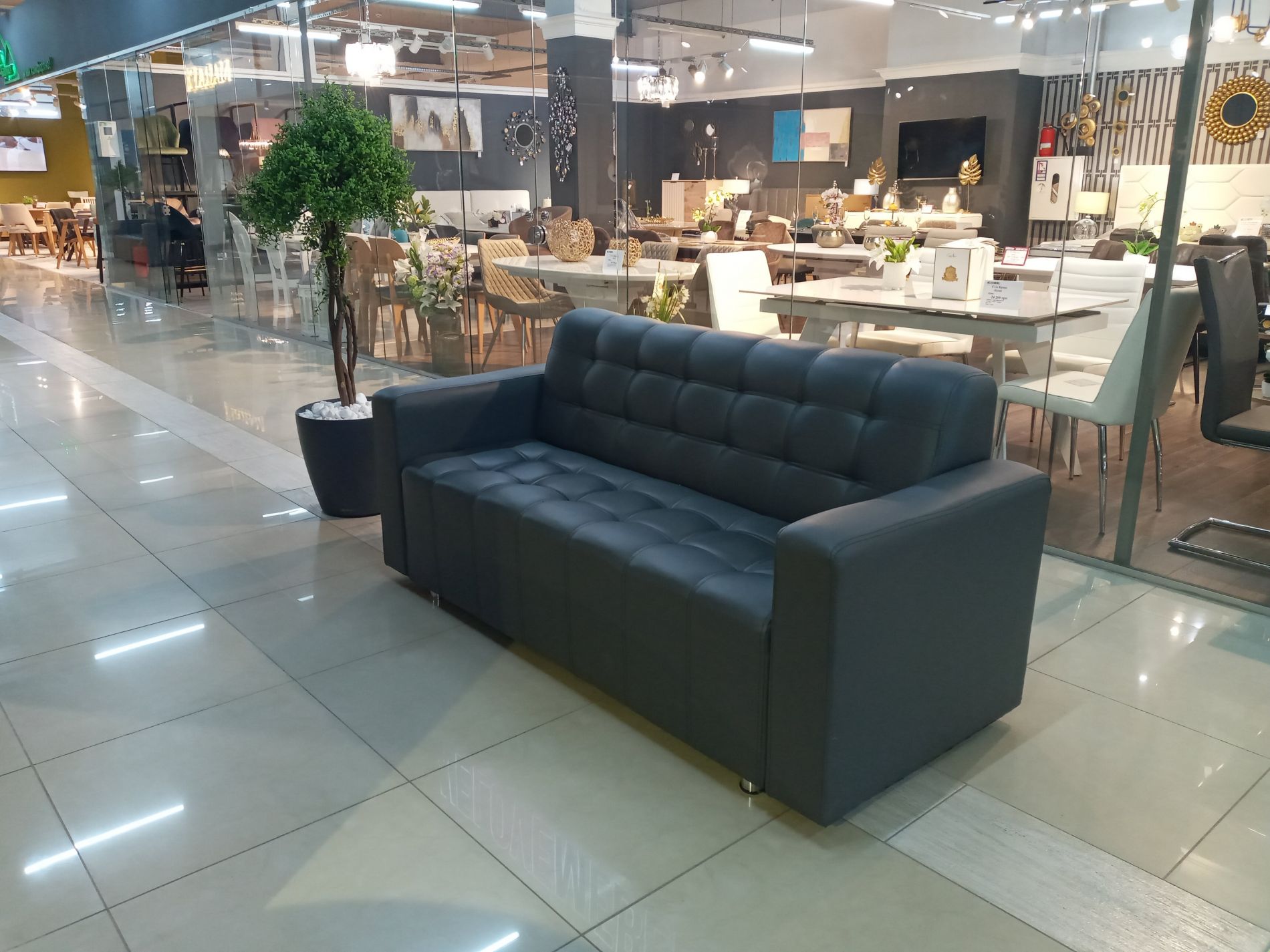 Зони відпочинку в ТЦ MARK