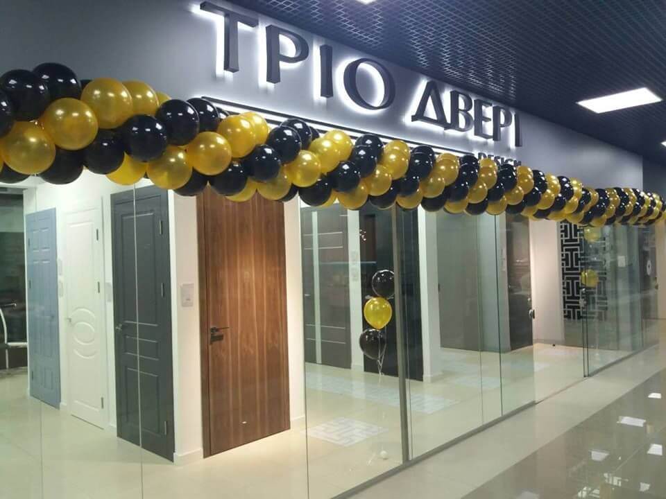 Галерея дверей в ТЦ MARK