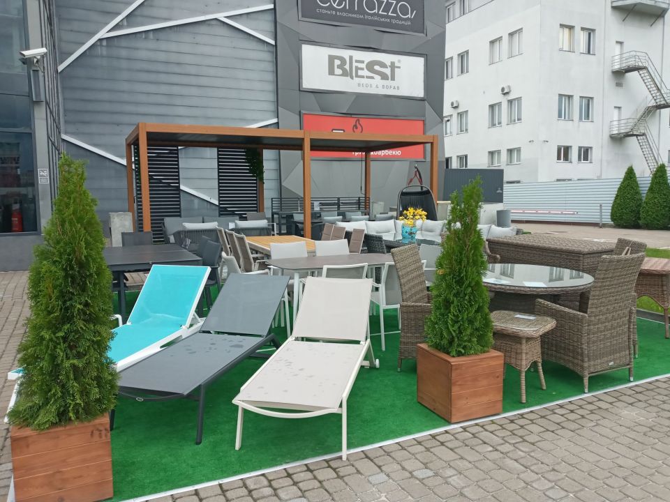 Літній майданчик Колібрі