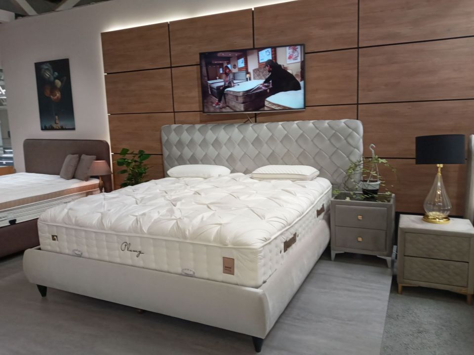 Dідкриття нового салону EWOS Bedding