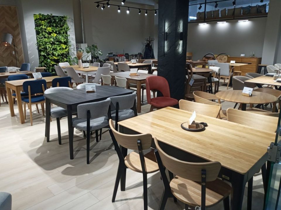 Відкриття оновленого салону Меблі Карпат