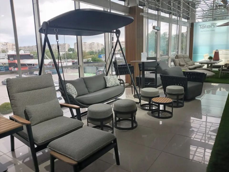 Відкриття оновленого салону KOLIBRY Luxury Outdoor