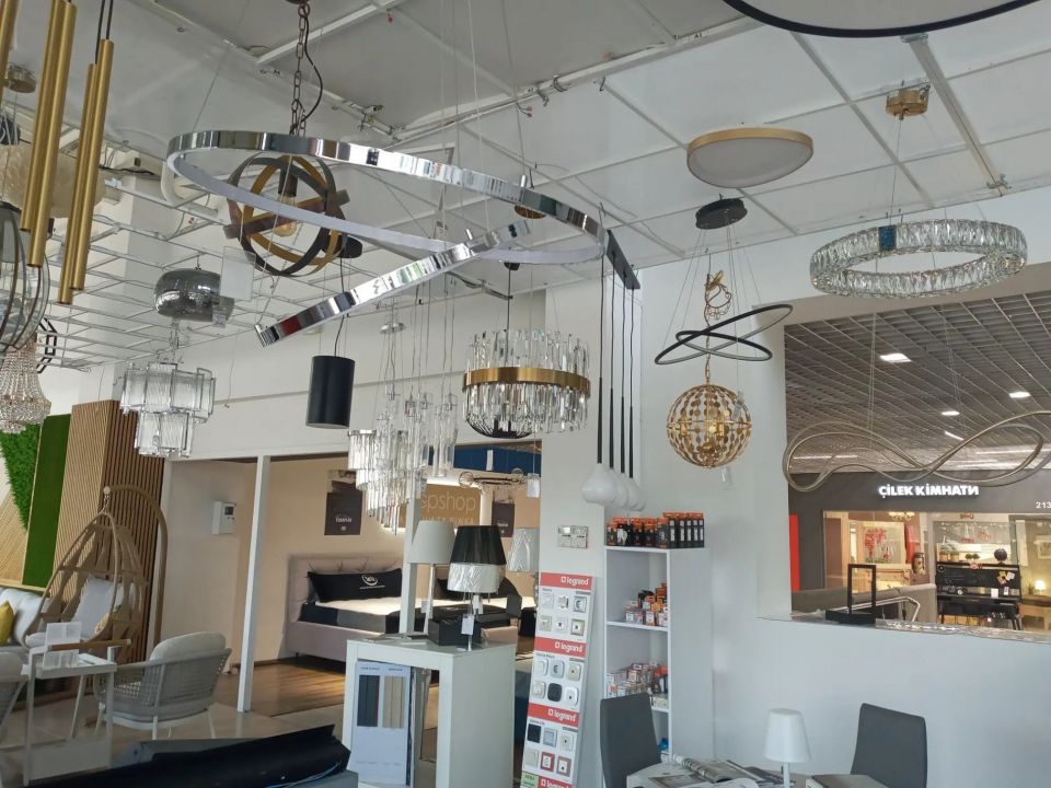 Відкриття оновленого салону Art світло