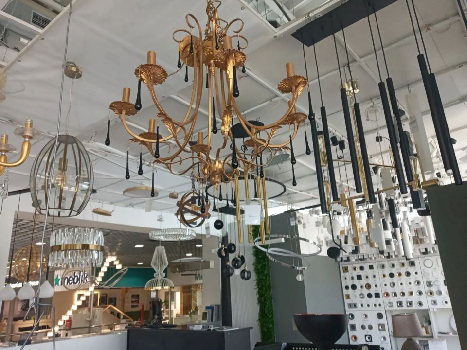 Відкриття оновленого салону Art світло